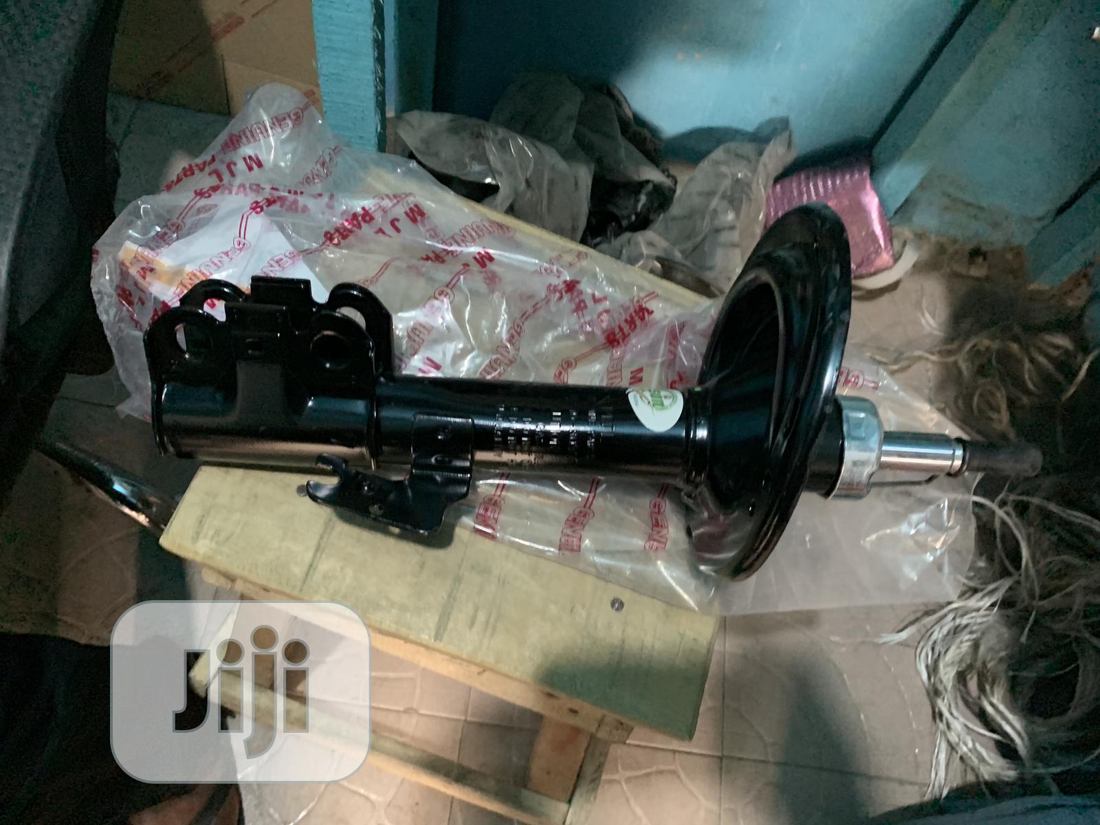 Camry 2.4 And Camry 2.7 Shock Absorber.