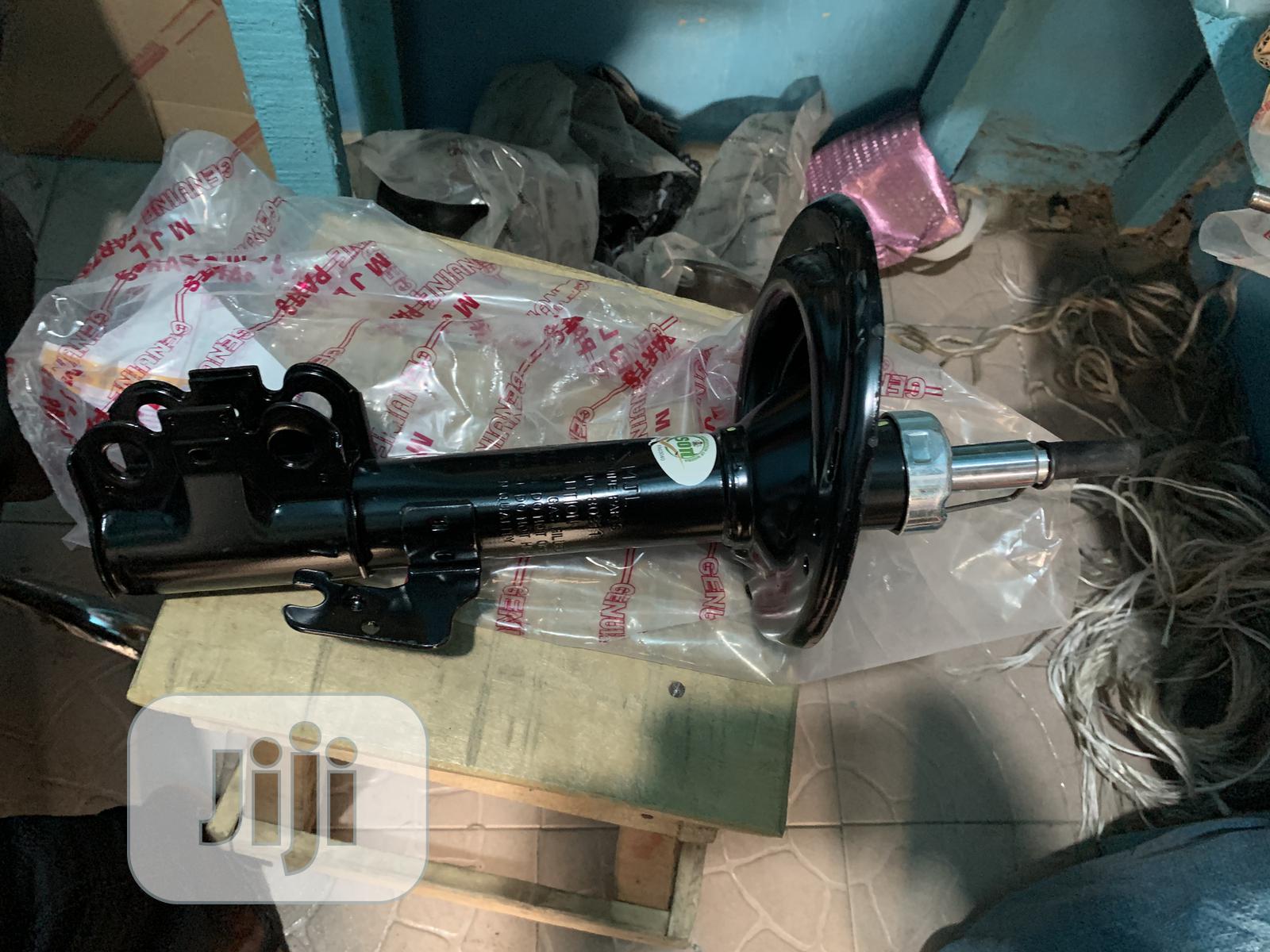 Camry 2.4 And Camry 2.7 Shock Absorber.