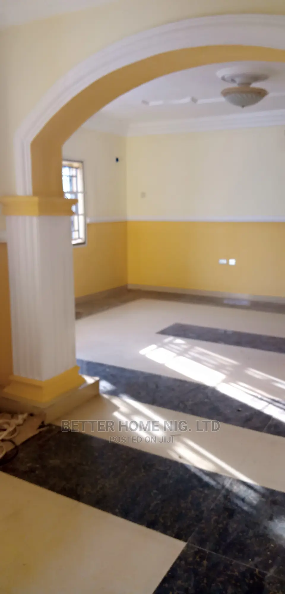 Furnished 3bdrm Apartment in Oluyole for rent