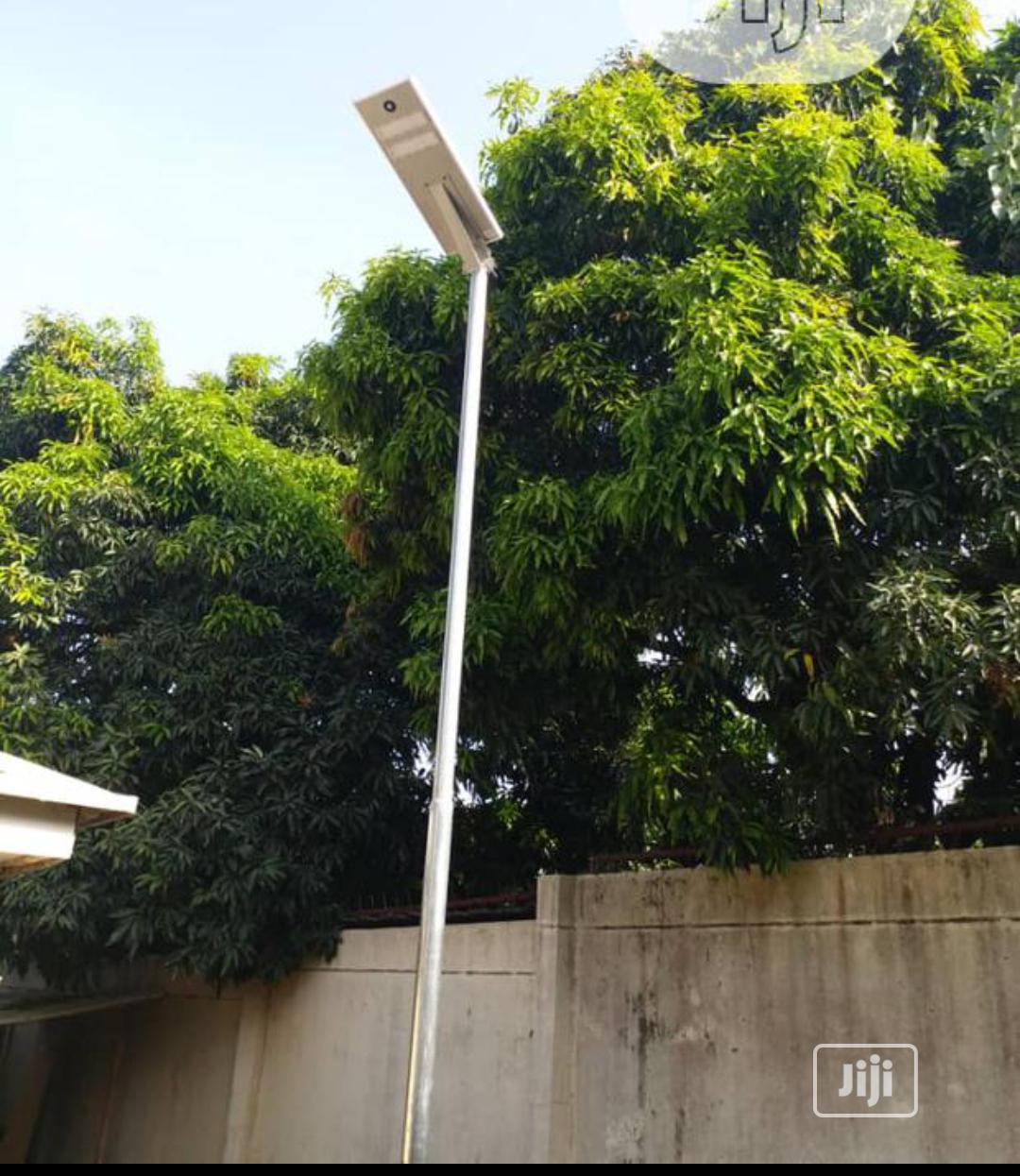 40w All In One Solar Street Light With 6m Local Pole