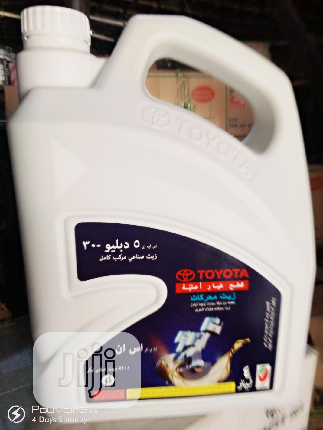 Toyota Oil 5w-30