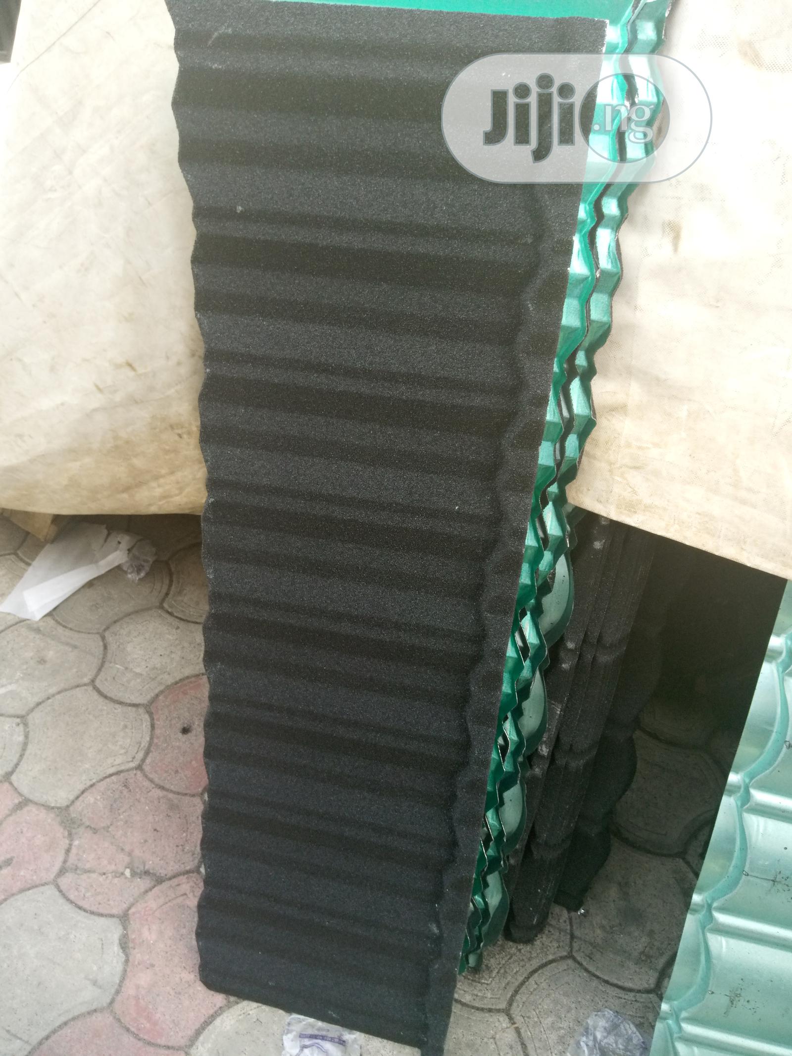 Diehard Sylverkings Stone Coated Roofing Materials.