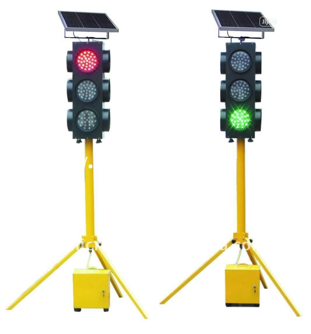 Solar Powered Traffic Lights By Teso Tech