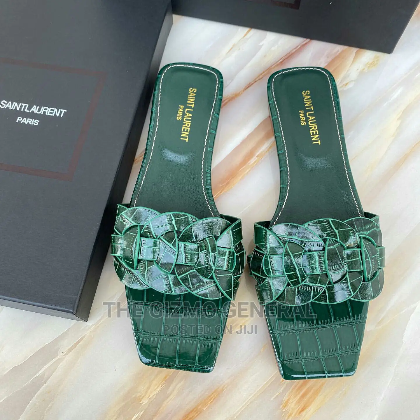 Saint Laurent Tribute Flat Leather Slides