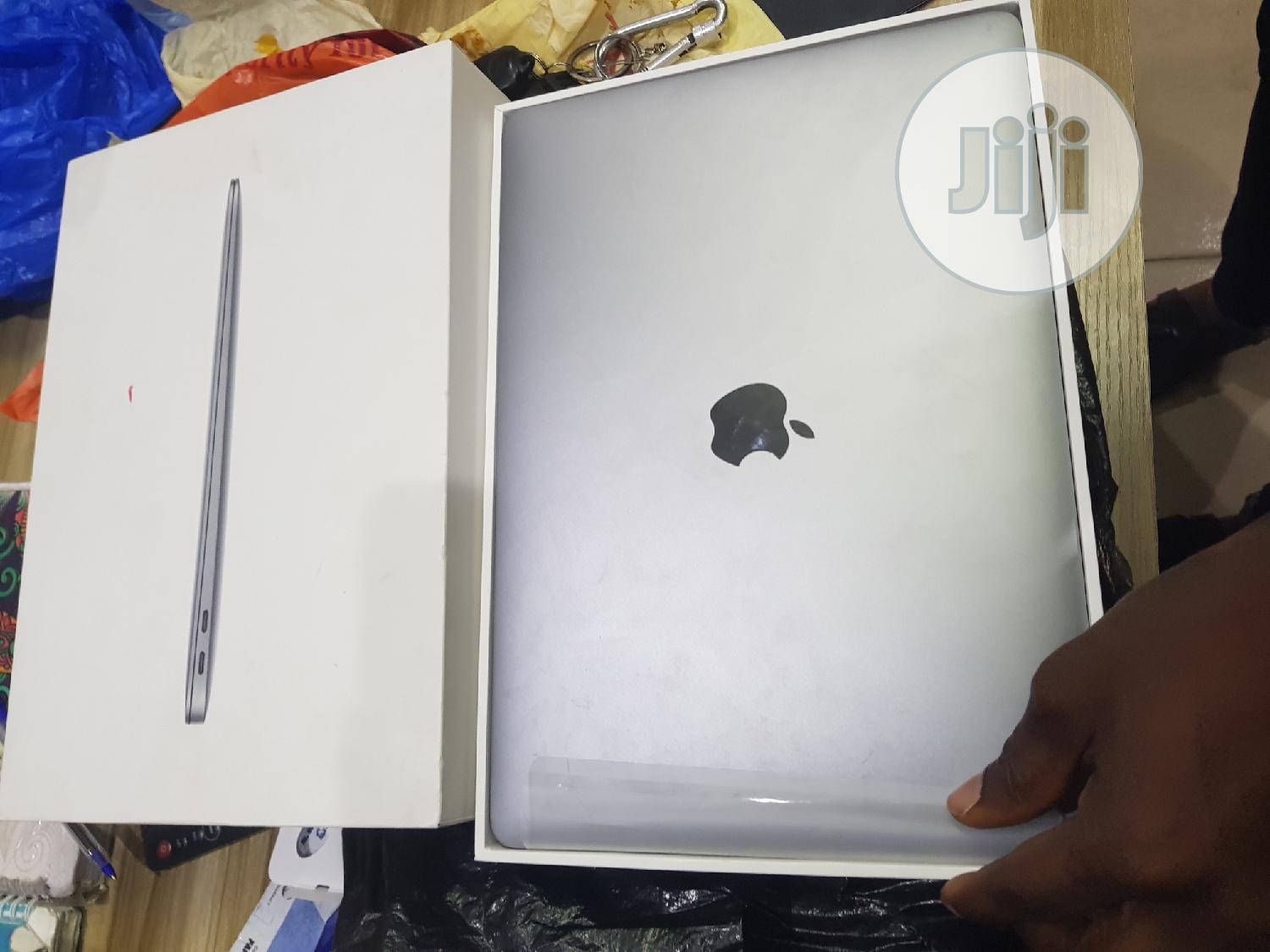Laptop Apple MacBook Air 8GB Intel Core i5 SSD 128GB