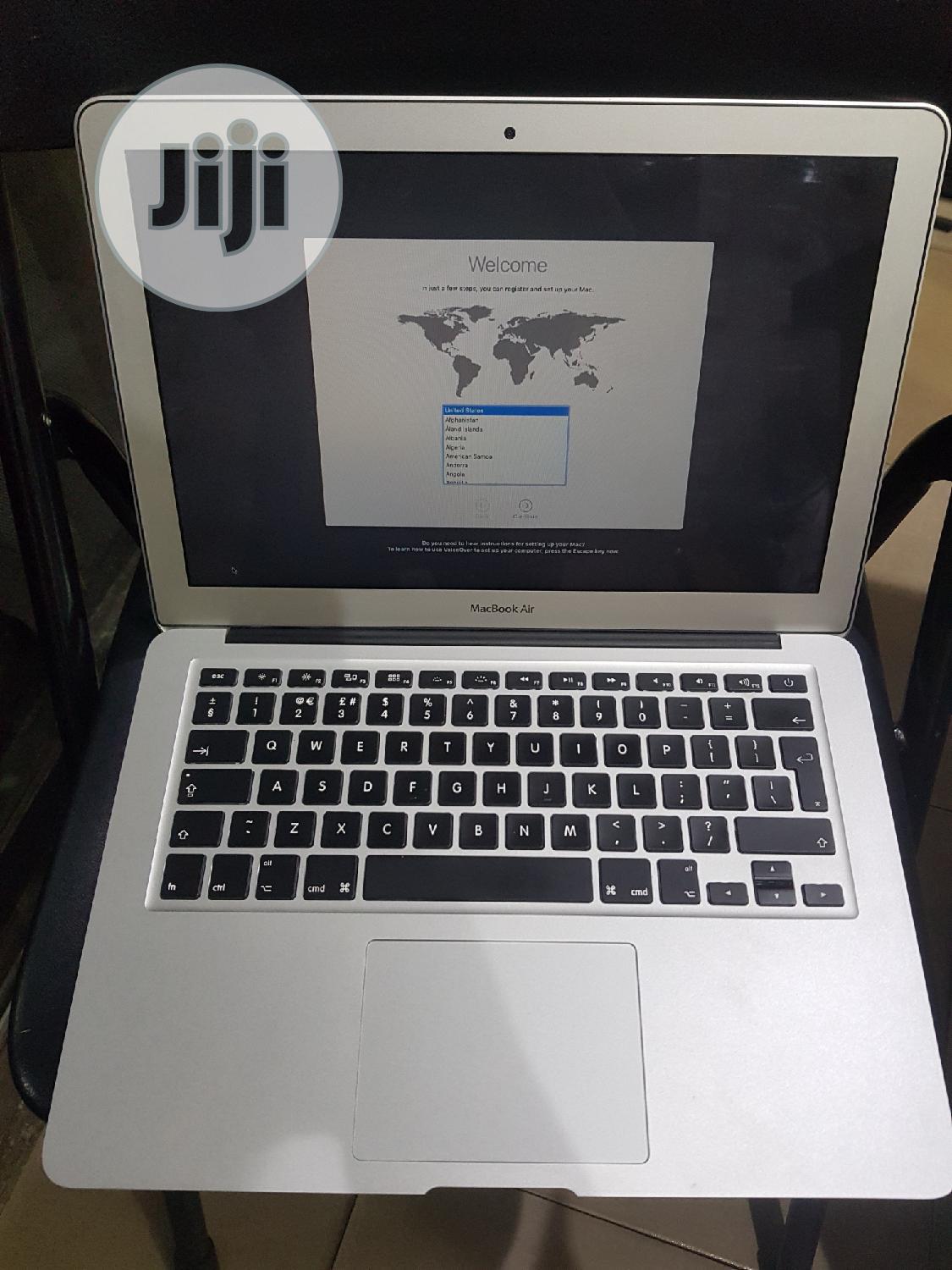 Laptop Apple MacBook Air 8GB Intel Core i5 SSD 128GB