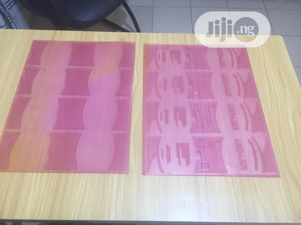 Rubber Stereo Plate For Bread,Pure Water, Popcorn And Chicken Nylon