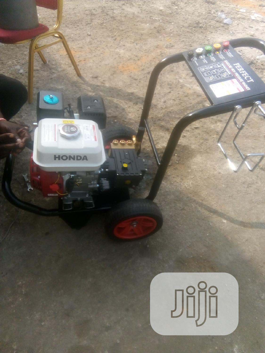 13 H.P Honda Pressure Washer 100% Copper Wire Made In Japan.