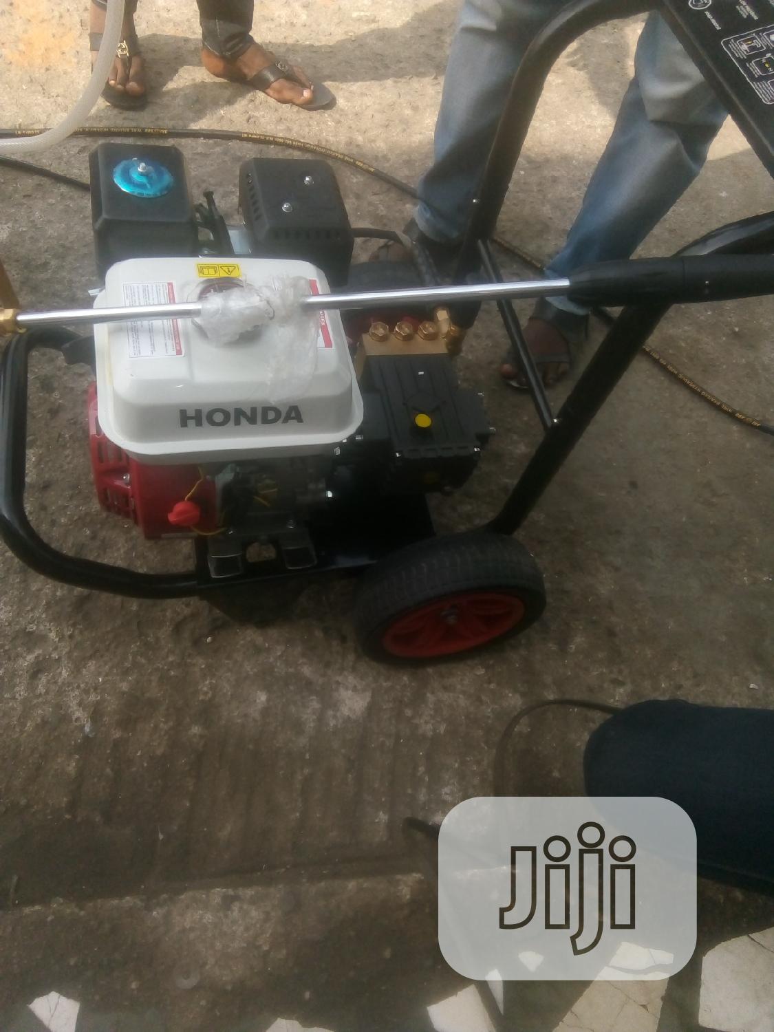 13 H.P Honda Pressure Washer 100% Copper Wire Made In Japan.