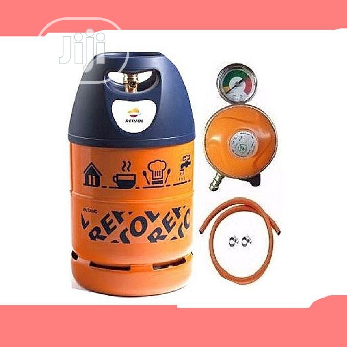 Gas Cylinder With Regulator Hose and Clip