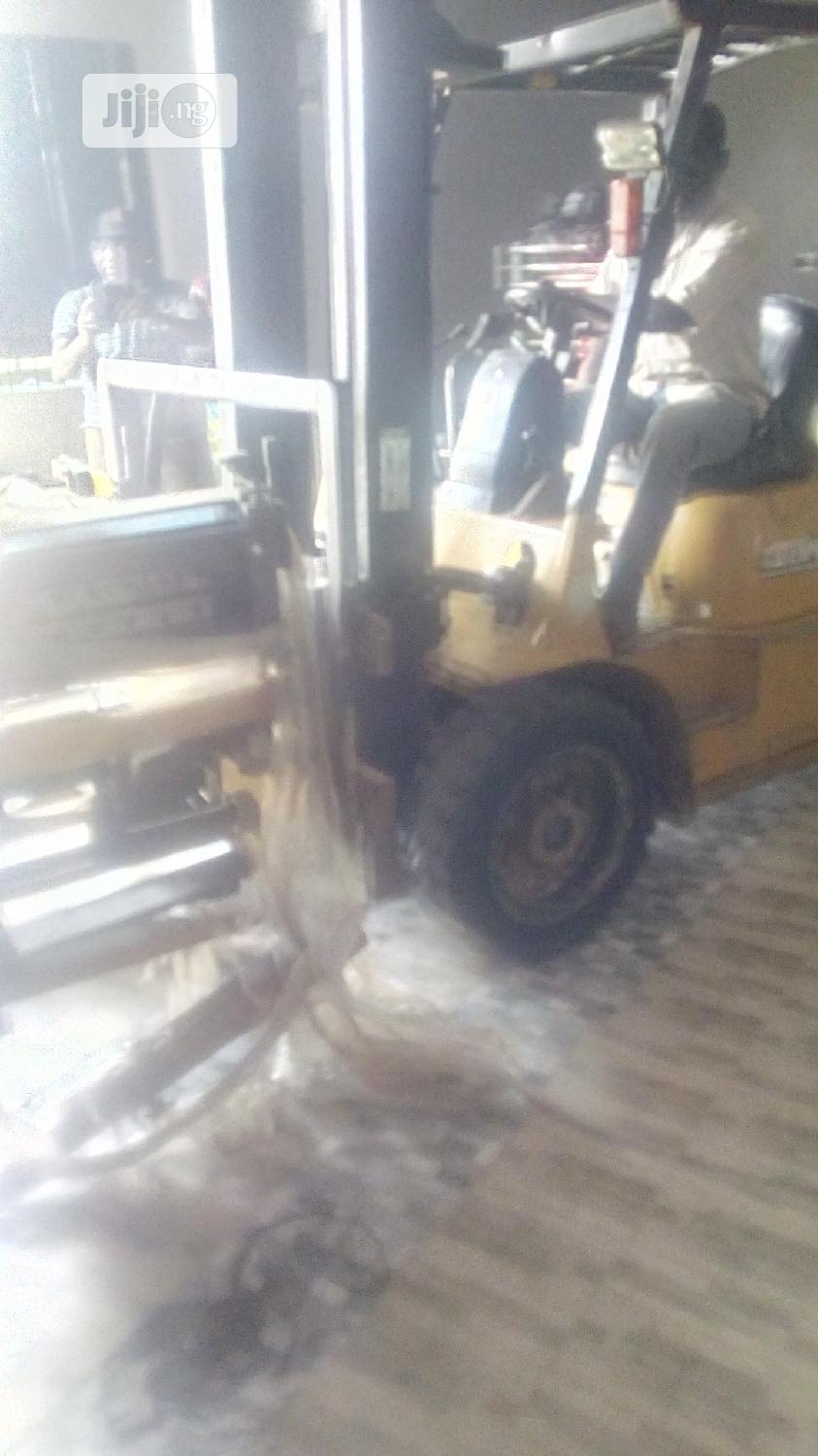 Forklifts Of Different Tones Available For Hire