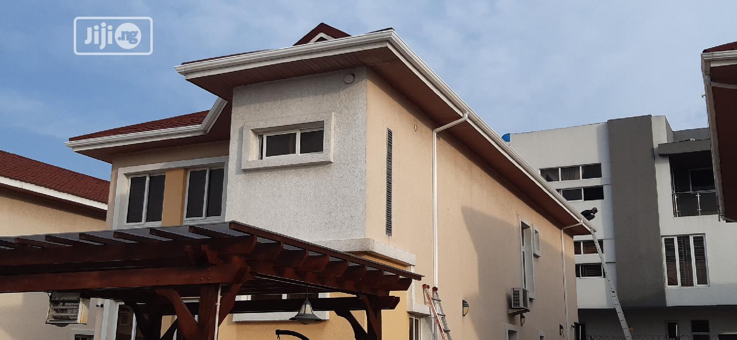 White Profile of PVC Water Collector
