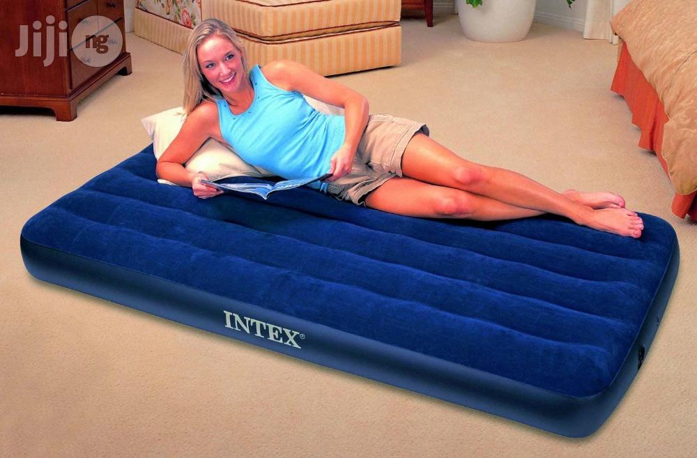 Intex Inflatable and Deflatable Airbed
