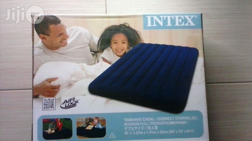 Intex Inflatable and Deflatable Airbed