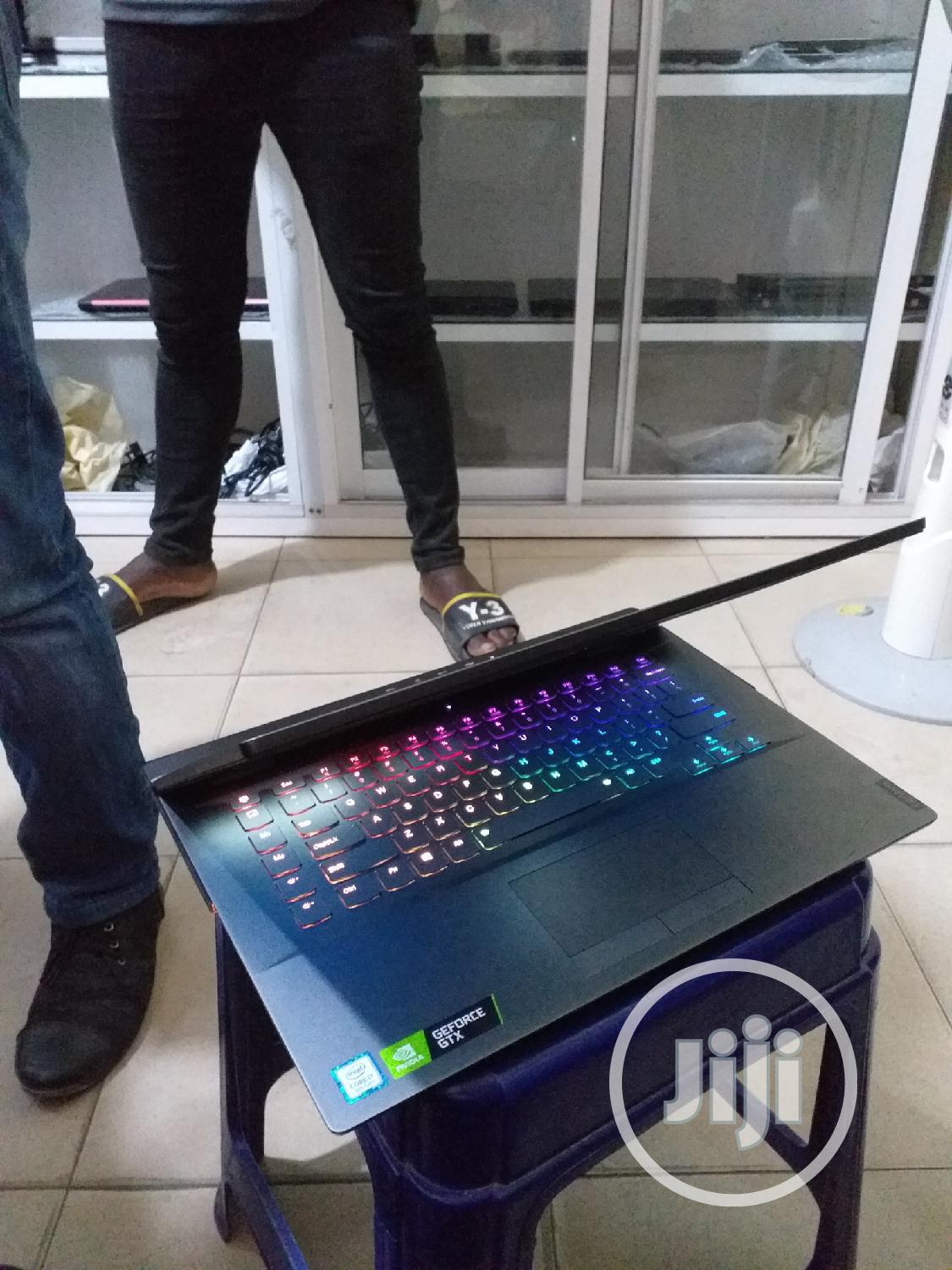 Laptop Lenovo Legion Y540 16GB Intel Core I7 SSHD (Hybrid) 1.5T
