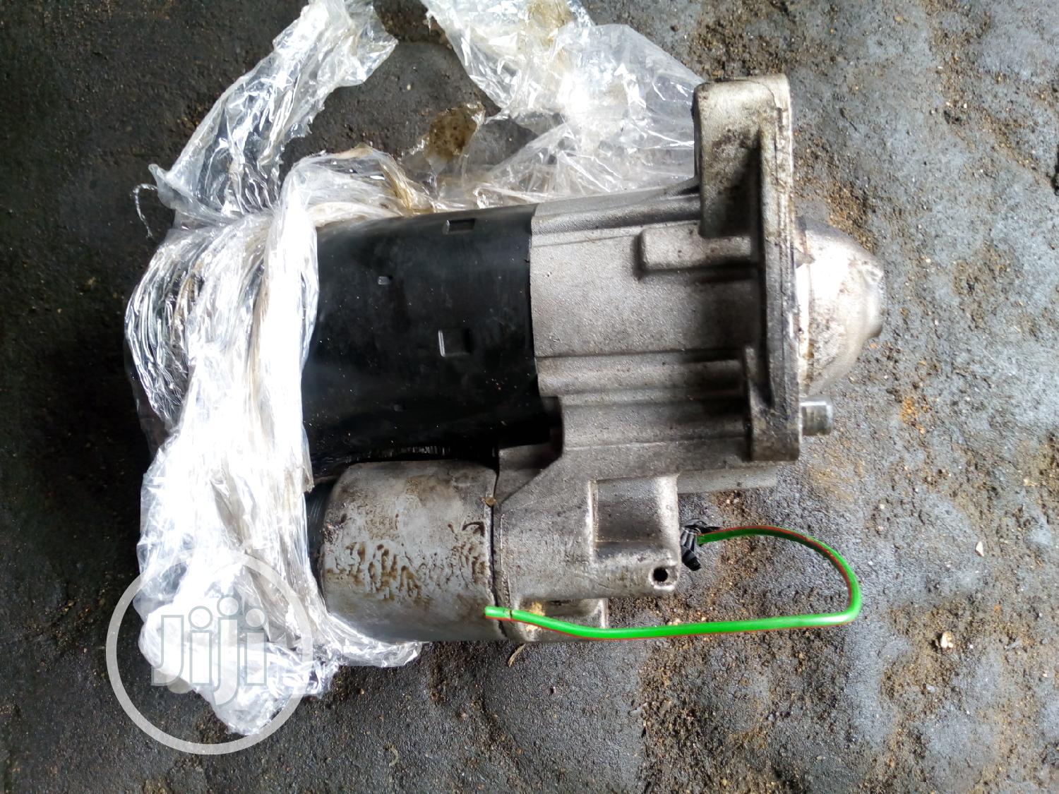 07-012 Volvo Xc90 3.2 Kick-Starter