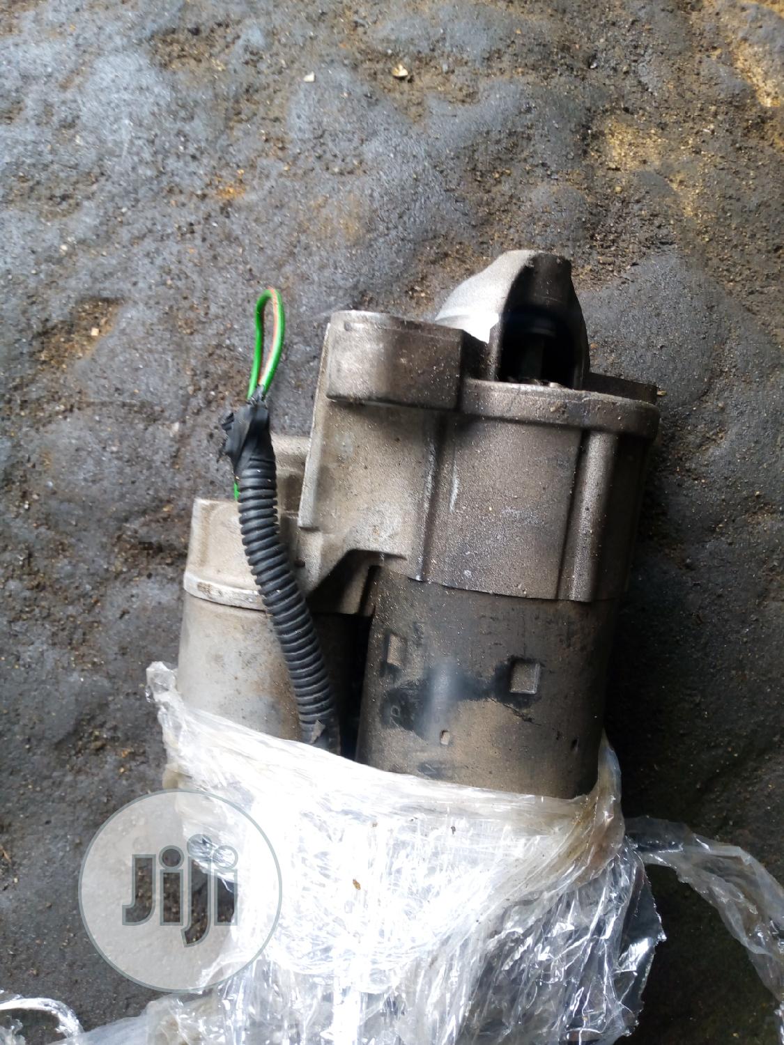 07-012 Volvo Xc90 3.2 Kick-Starter