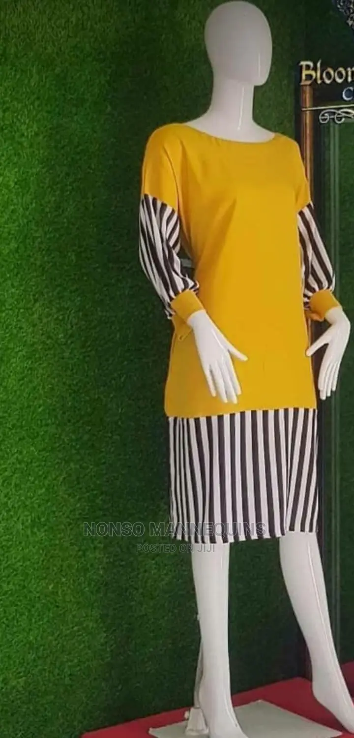 Mannequins White