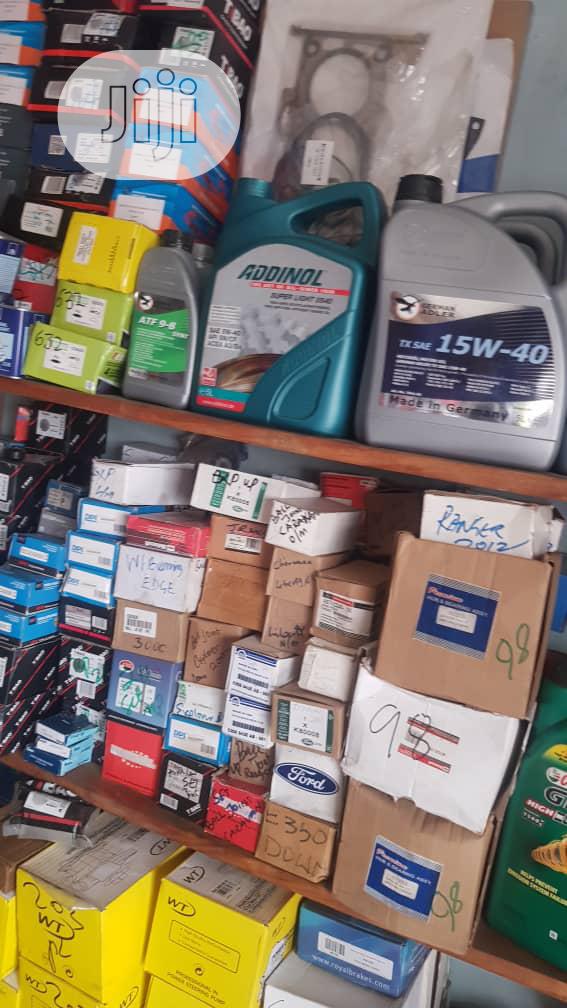 Engine Oil For Benz, BMW, Dodge, Porsche And American Motors