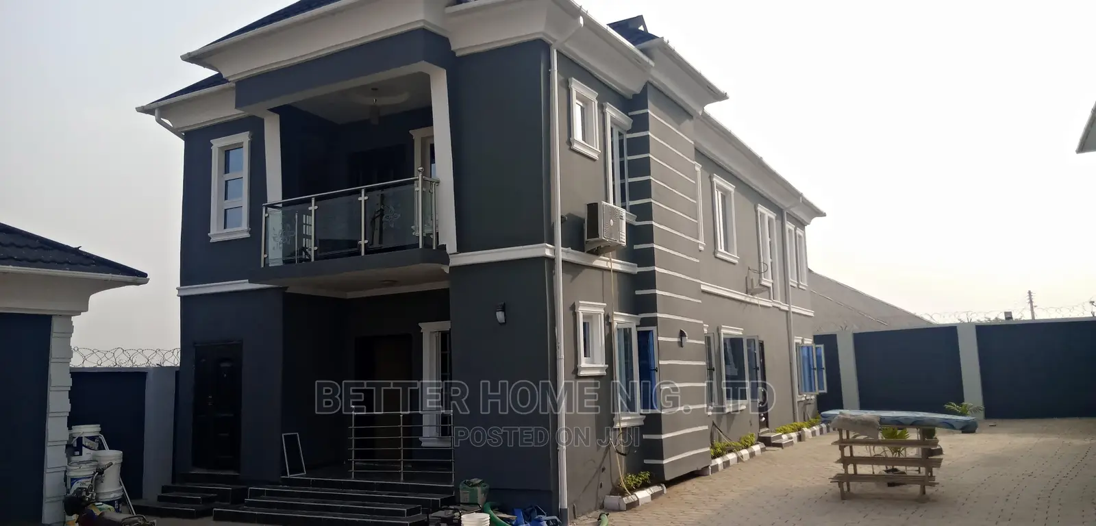 Furnished 3bdrm Apartment in Oluyole for rent