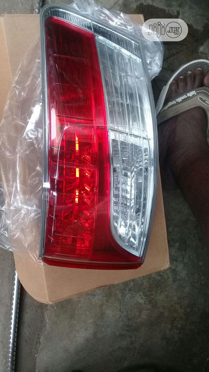 Depo Back Light Toyota Avensis 2013