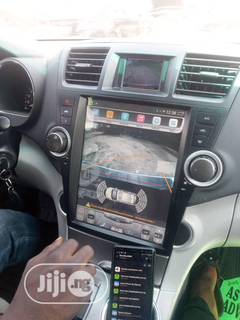 Highlander 08/012 Android DVD With Reverse Camera