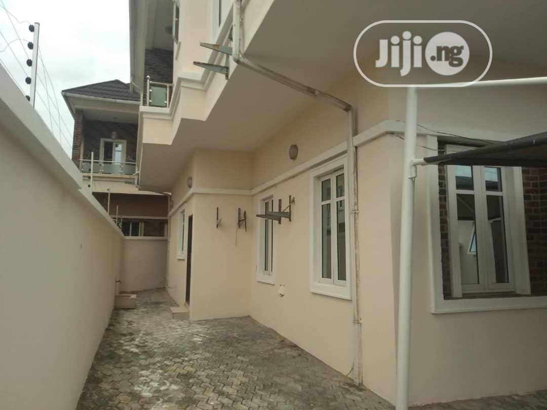 5bdrm Duplex in Lekki for sale