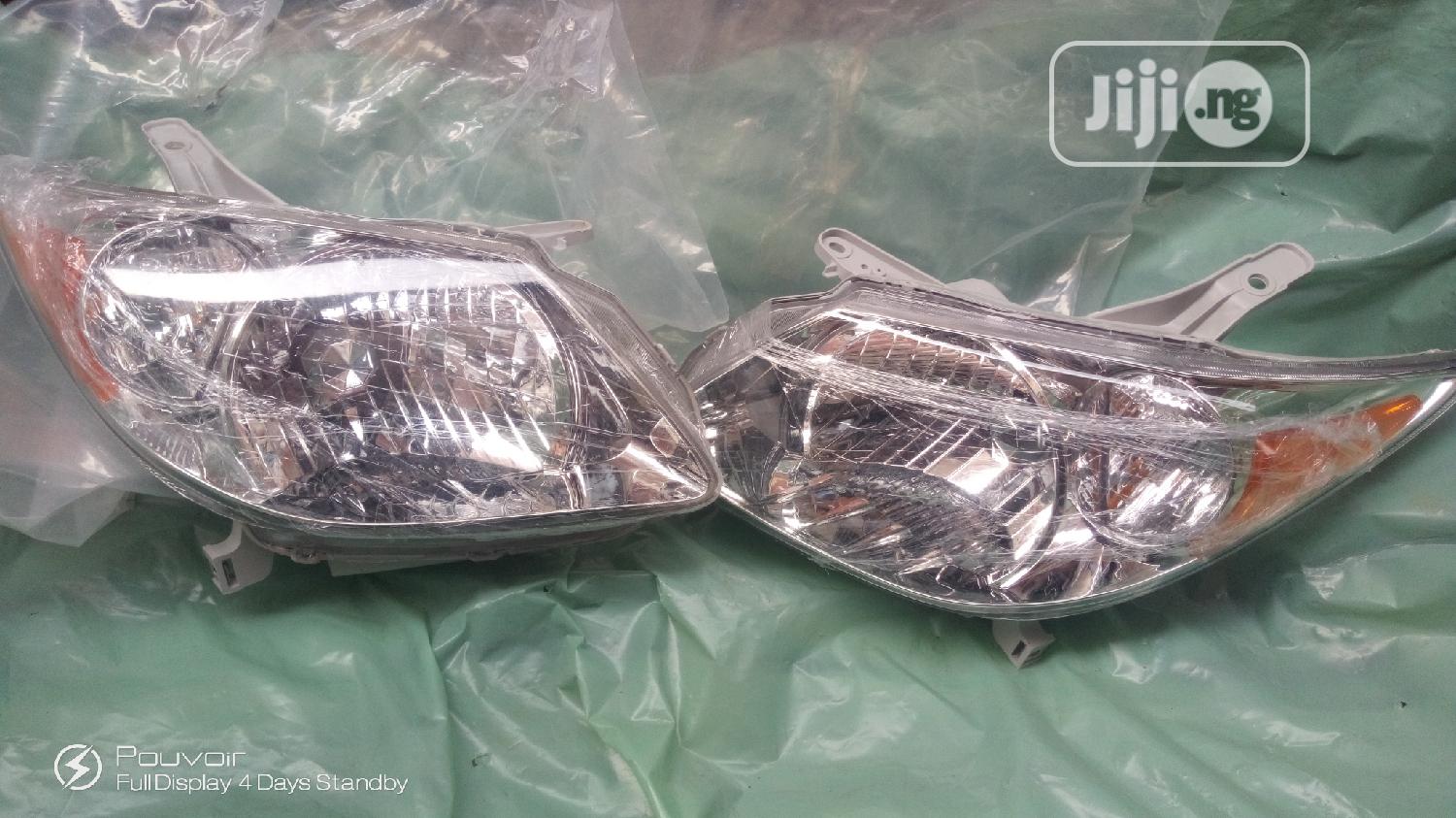 Head Lamp Set for Pontiac Vibe 2005 Model