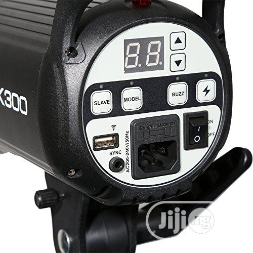 Godox Sk300 Studio Strobe Light