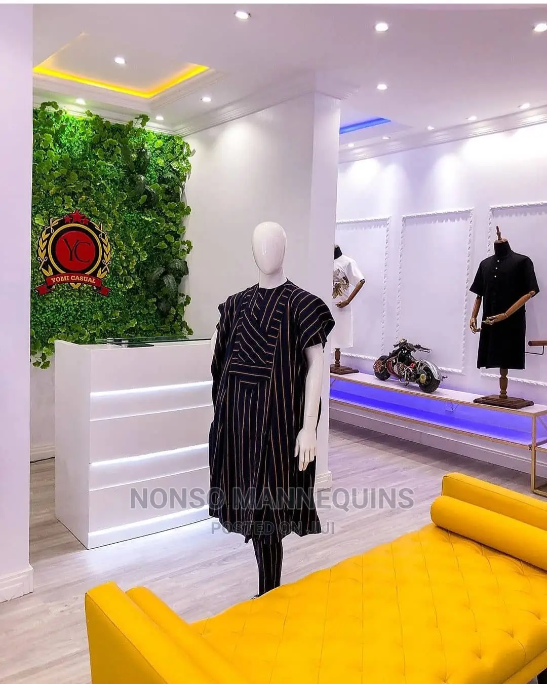 Male Mannequins Display