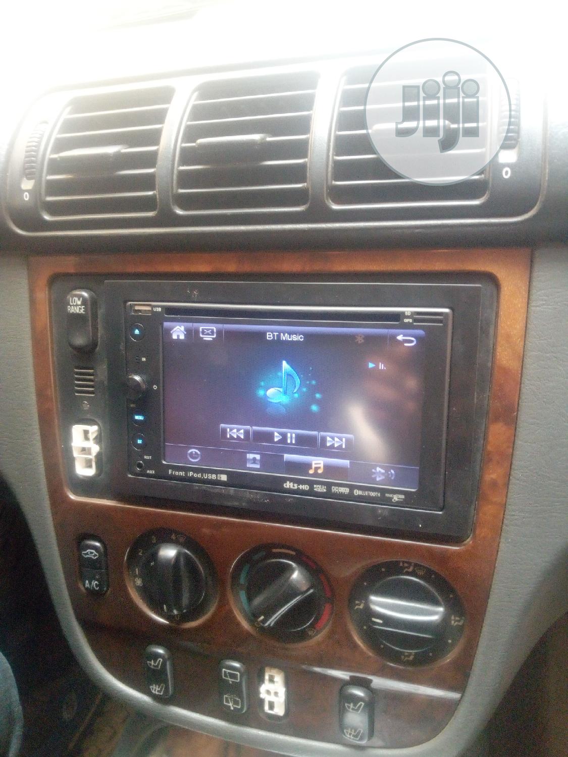 Ml 320 Car Dvd , USB, SD Card and Bluetooth.