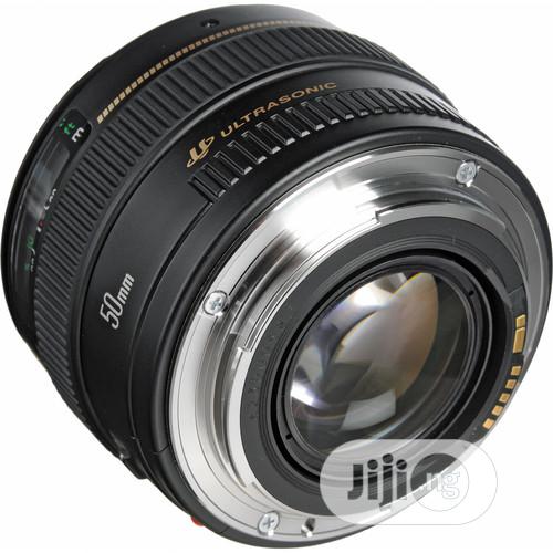 Canon Ef 50mm F/1.4 Usm Lens
