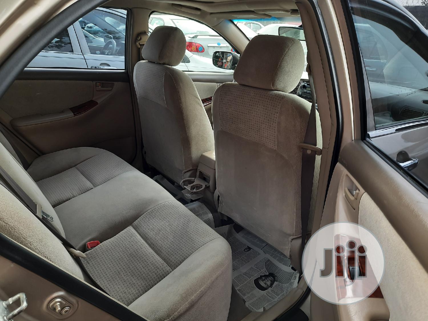 Toyota Corolla LE 2007 Gold