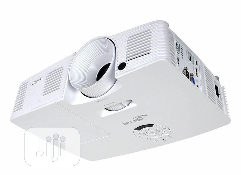 Powerful 4000 Lumens Optoma DLP Projector for Church/School