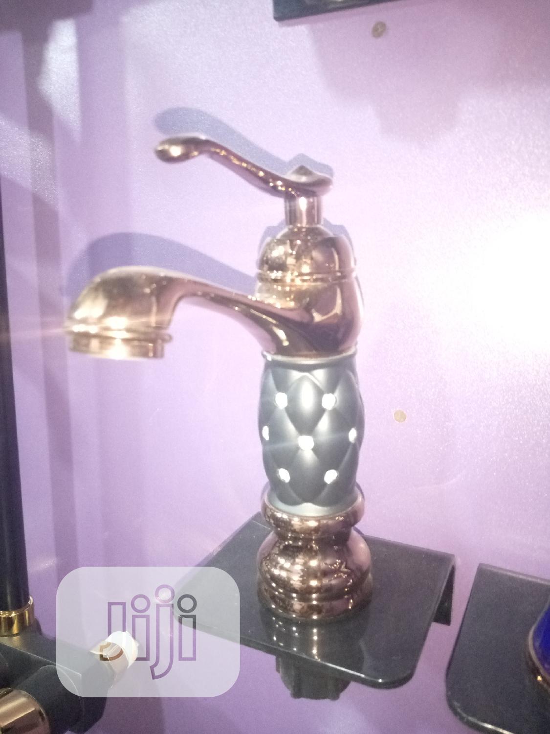 Ceramic Wash Basin Mixer Tap