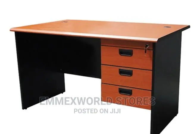 Office Table 001( 4f )