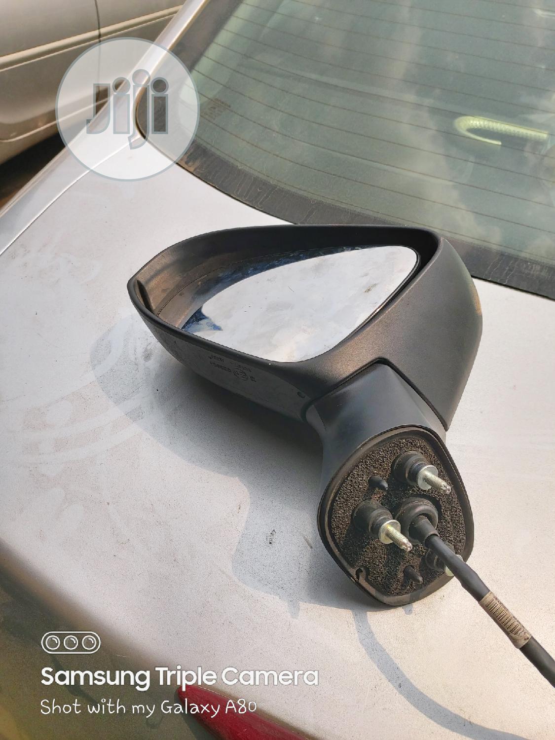 Side Mirrors for Toyota Avensis 2017