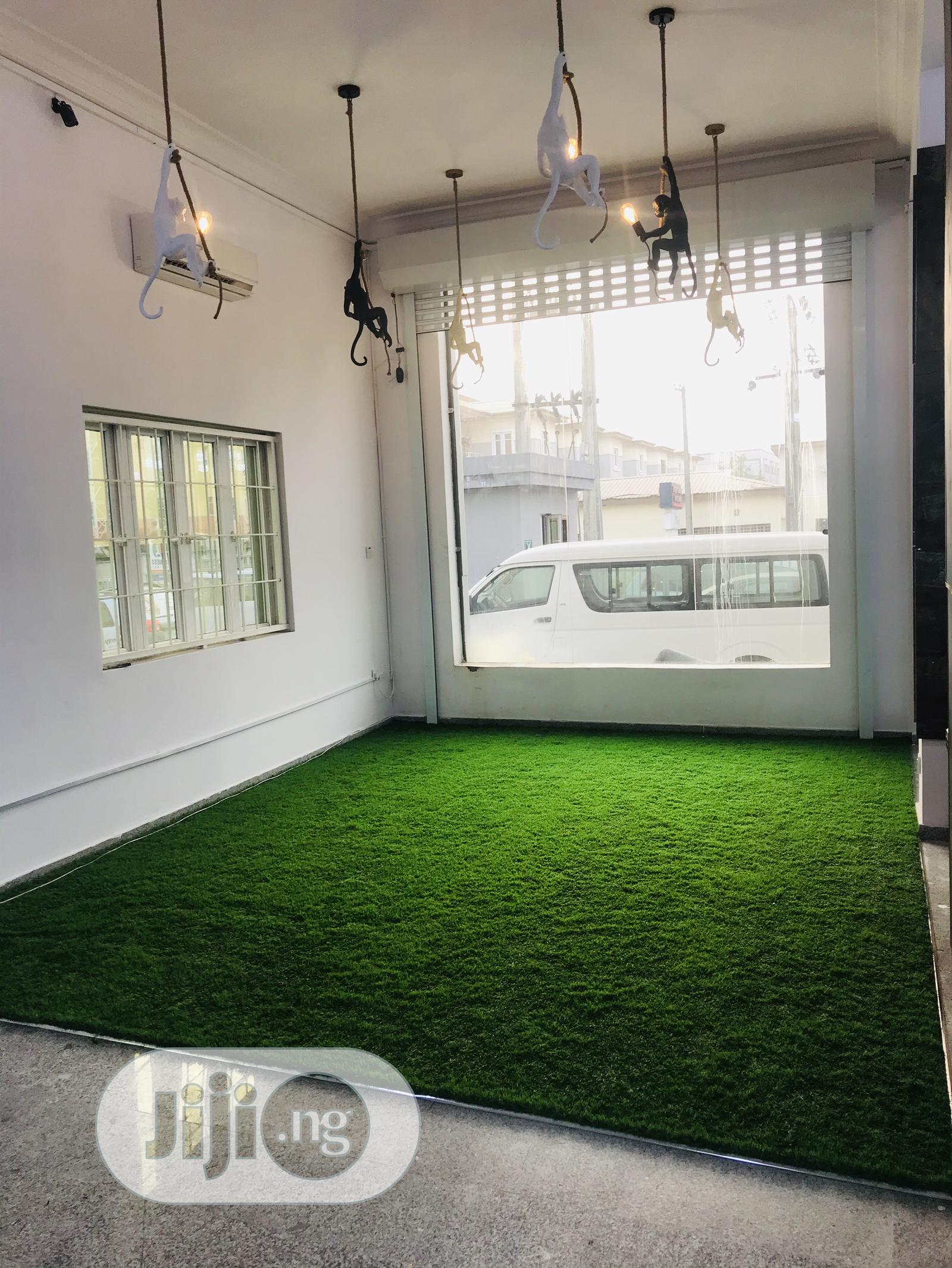 Synthetic Grass Rugs Well Finishing Jobs