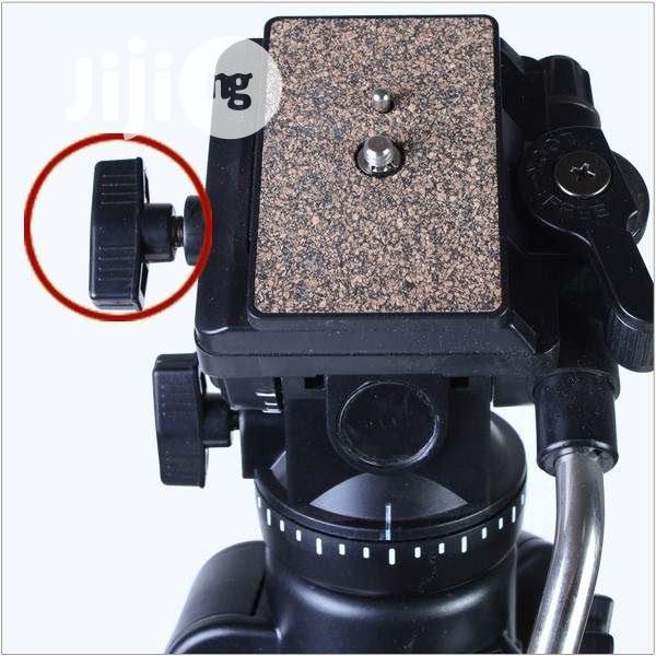 Yunteng 880 Tripod