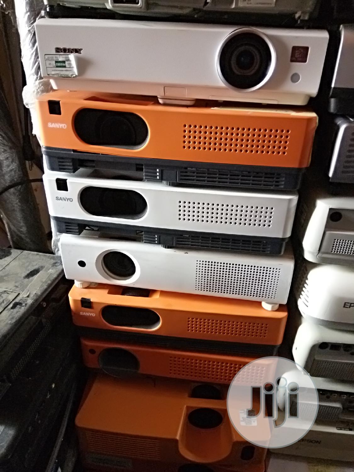 Neat Projectors Warehouse