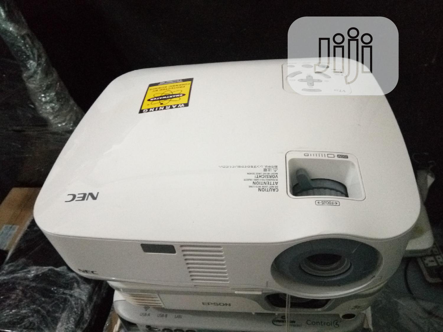 Amazing Nec Projector for Viewing Center