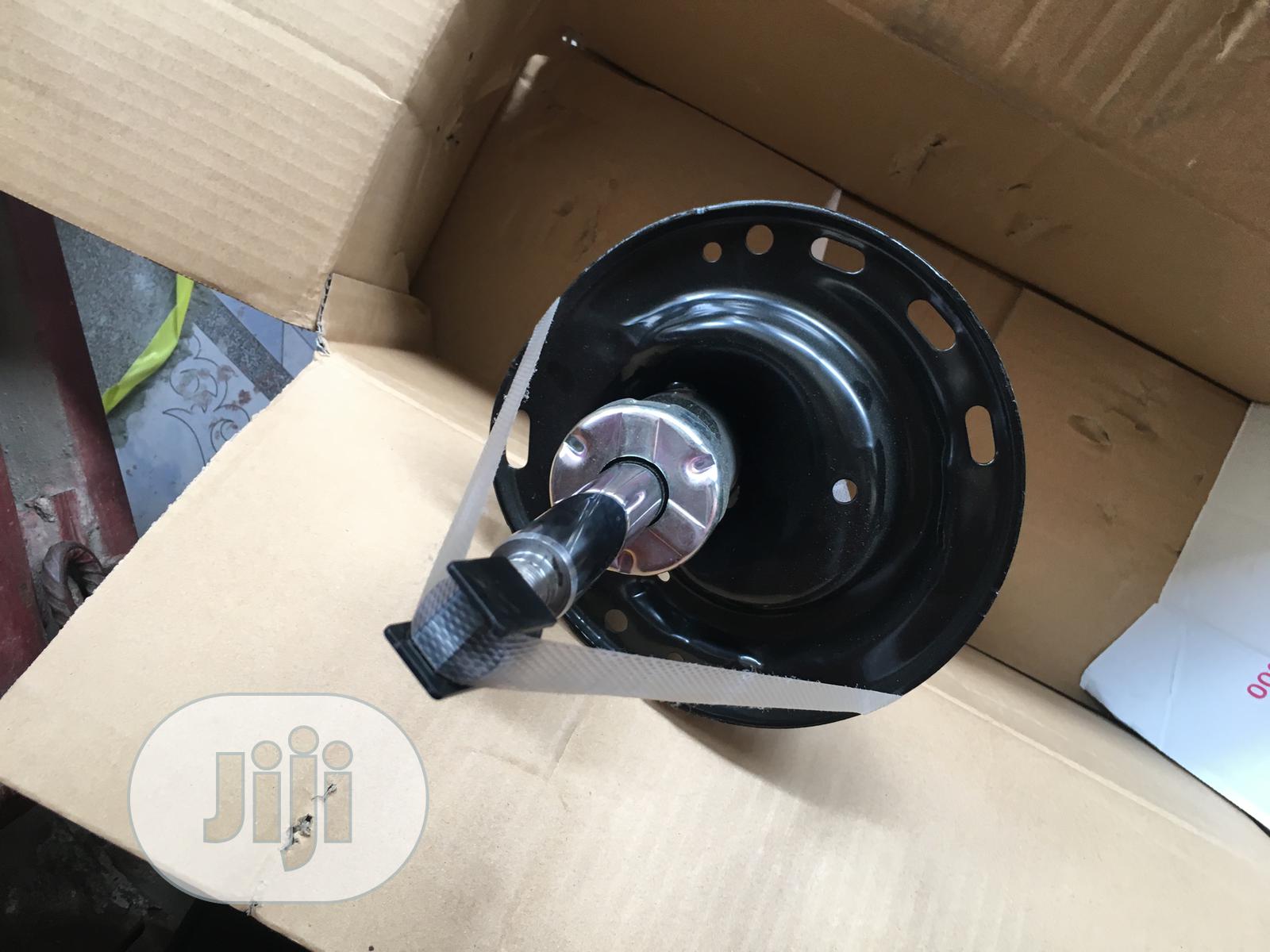 Kyb Front Shock Absorber For Camry 2007-2010