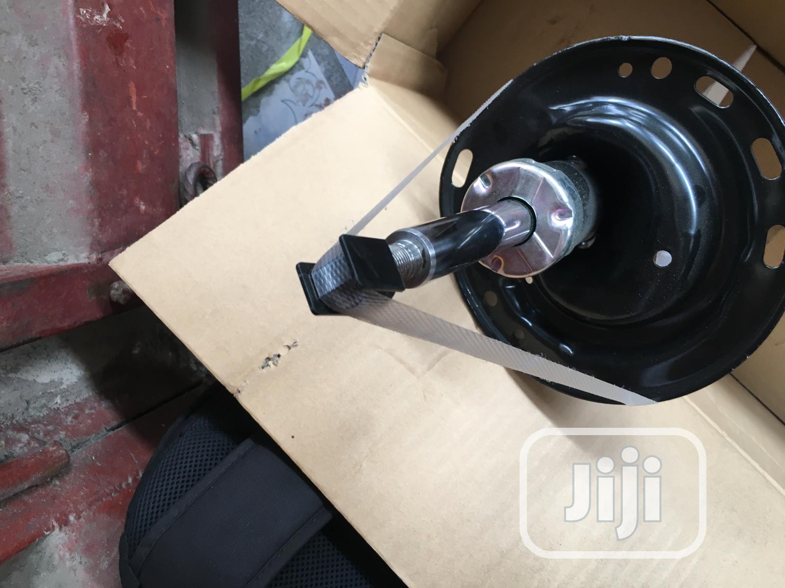 Kyb Front Shock Absorber For Camry 2007-2010