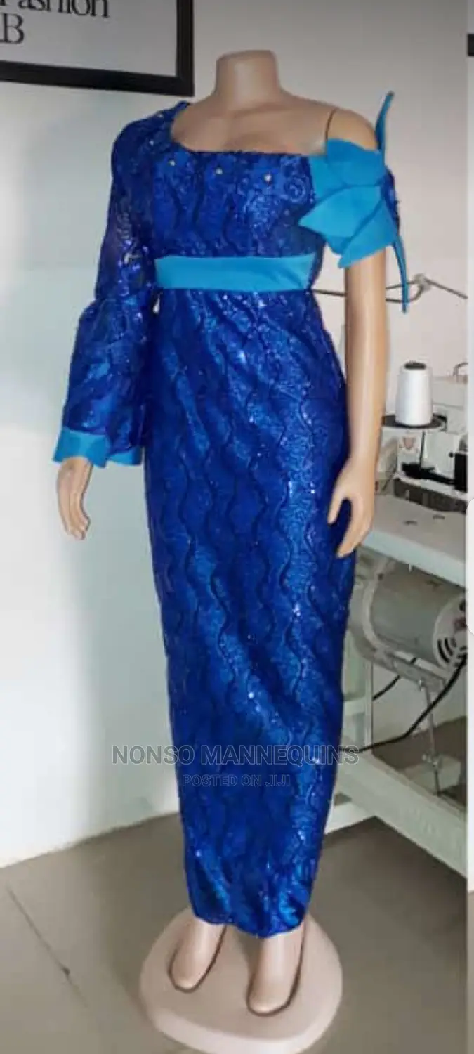 Plastic Strong Detachable Hands Headless Female Mannequins