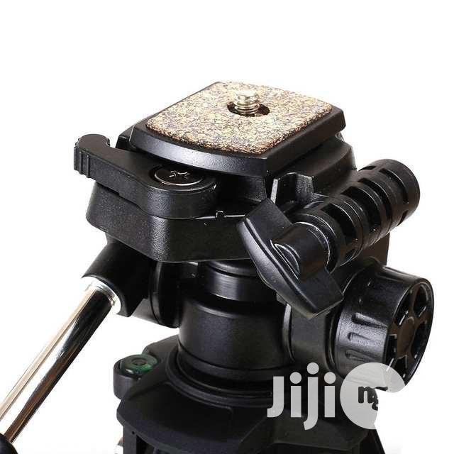 Yunteng Vct 681 Photograpic Tripod