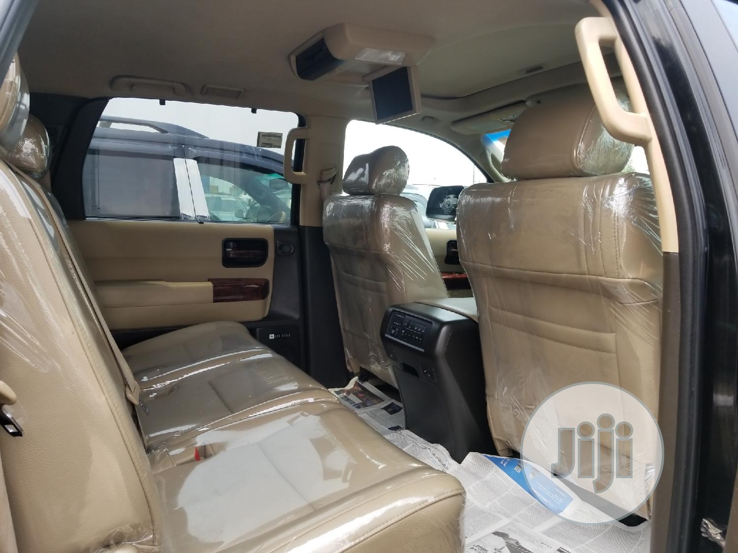 Toyota Sequoia 2012 Black