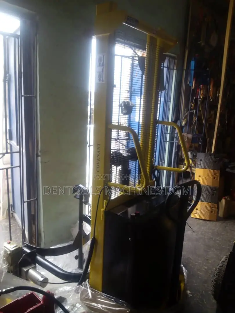 Semi Electric Forklift Stacker 2000kg
