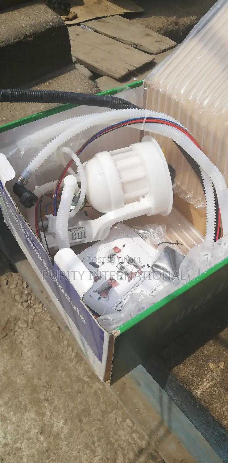 Mercedes Benz Fuel Pump Original.