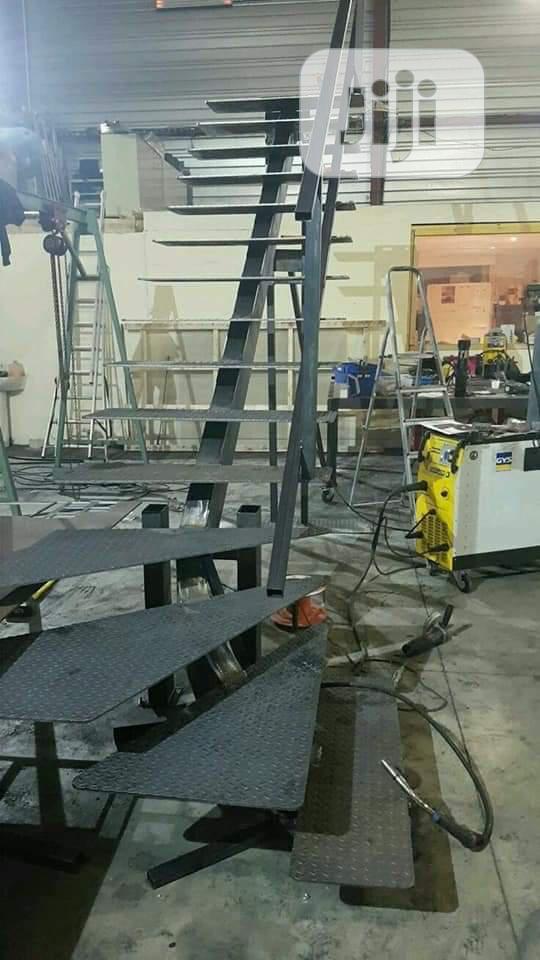 Framless Handrails