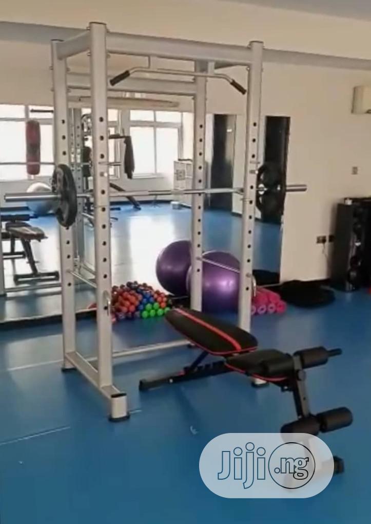 Squat Rack With Adjustable Bench +Olympic Bar +20kg Weight